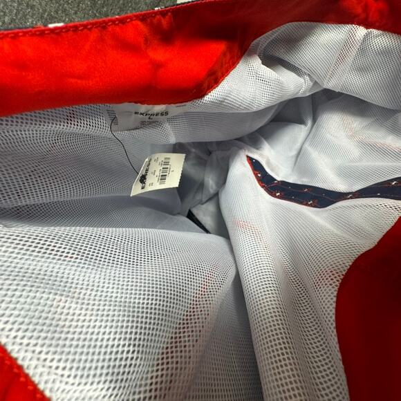 Express Men's Board Shorts L Trunks Swim Hybrid Red Blue Flowers Pockets NWT - Picture 11 of 12